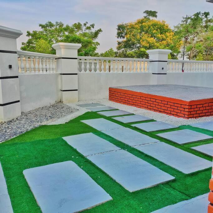 3 Storey Swimming Pool&Projector House Setia Alam Shah Alam Buitenkant foto